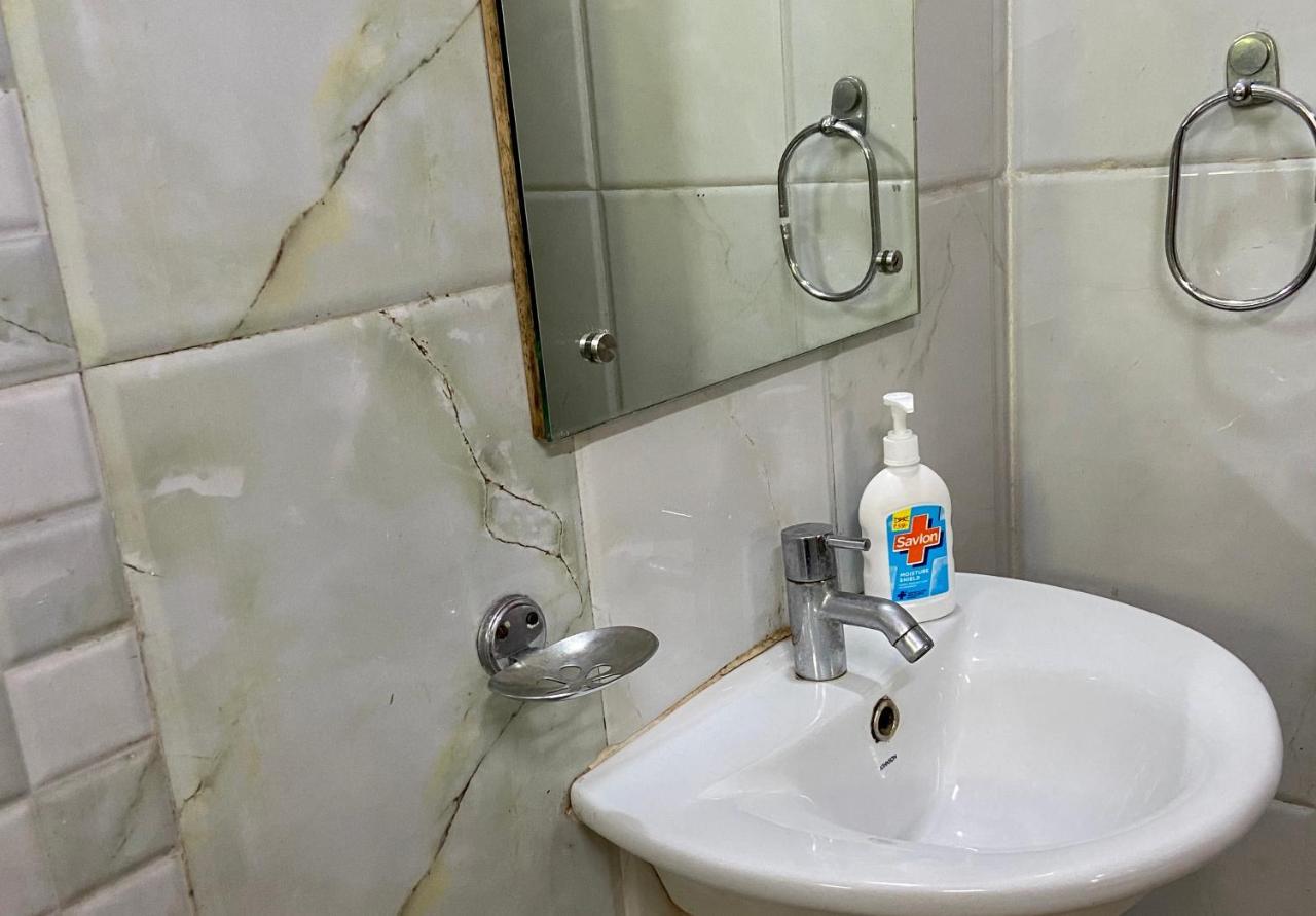 Vinayak Guest House Калькутта Экстерьер фото